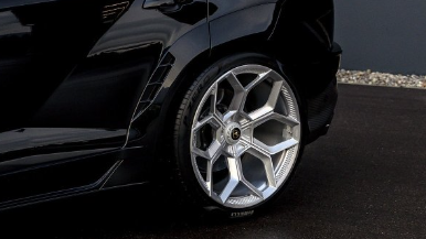Photo of Novitec Nl5 Forged Wheels with Central-locking Look for the Lamborghini Urus Performante - Image 3